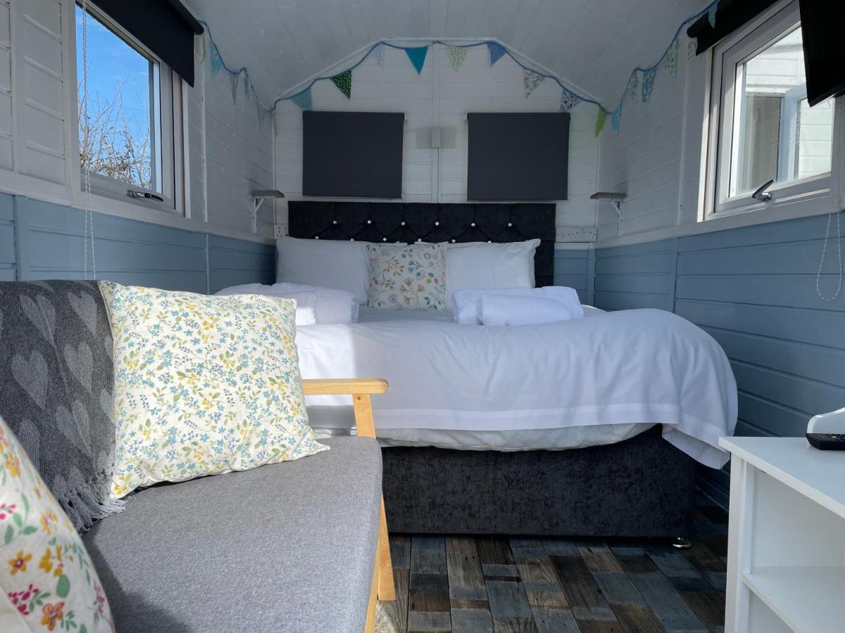 Campsite Estuary View - Cosy Shepherds Hut